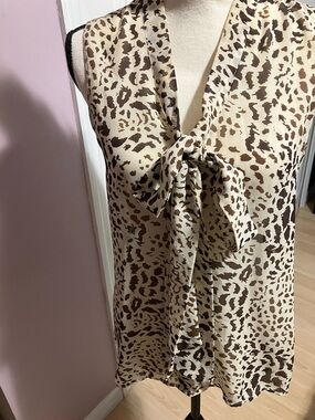 mark. Sleeveless Tie-Neck Animal Print Blouse in Beige and Brown